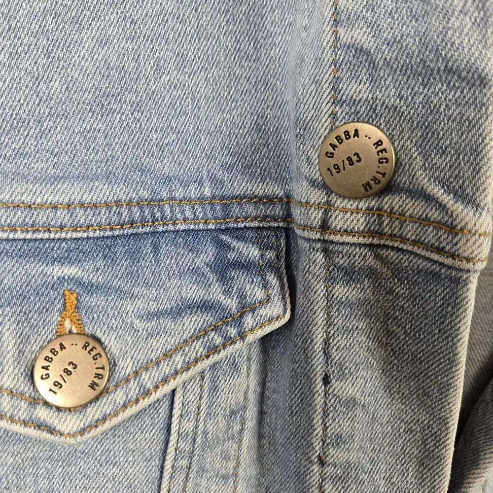 Gabba details brand